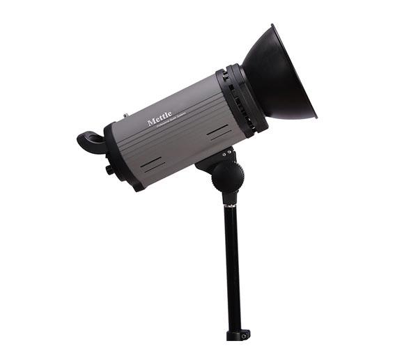 فلاش چتری 600ژول استودیویی برند Mettle مدل M-600