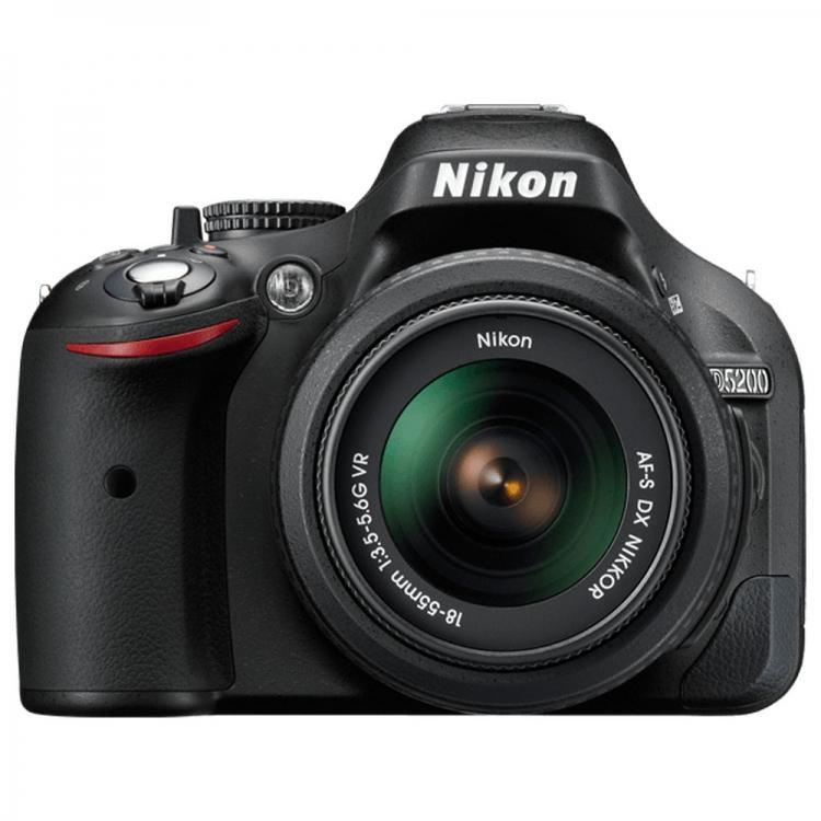 دوربین دست دوم نیکون D5200