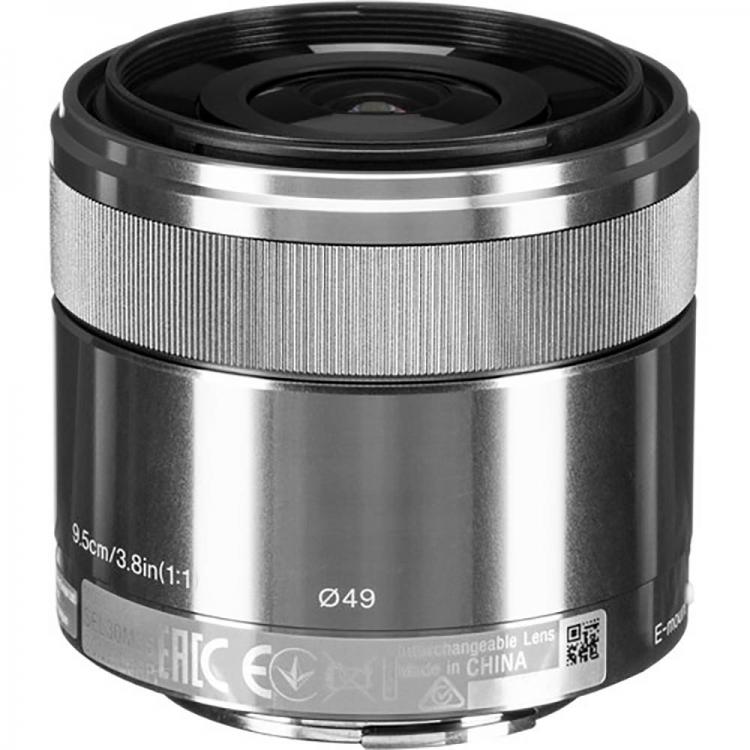 Sony T*FE 35 mm f/1.4 ZA