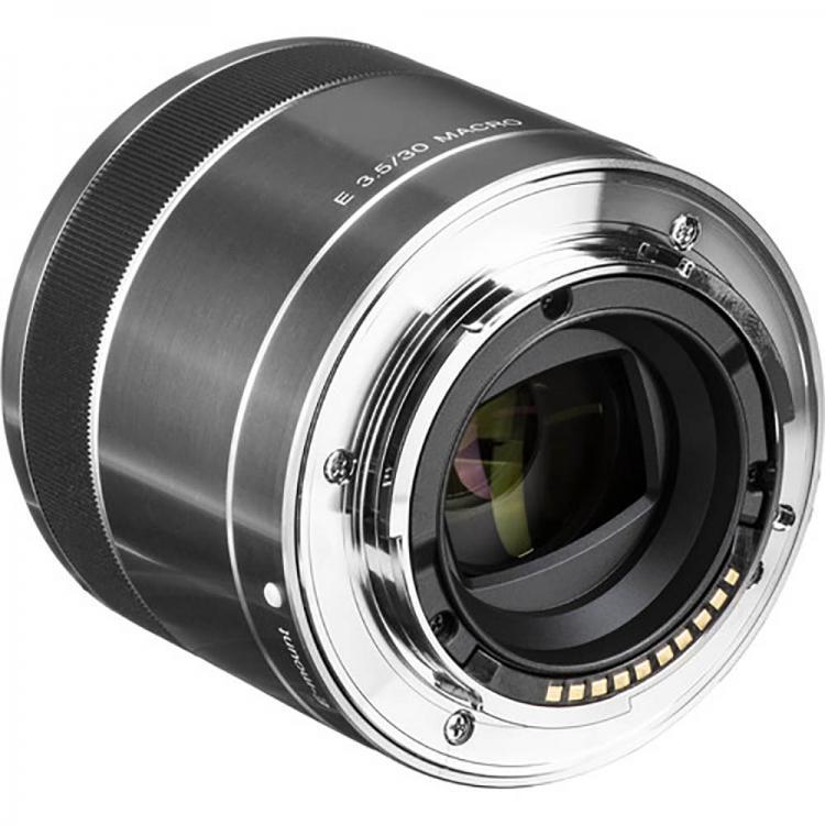 Sony T*FE 35 mm f/1.4 ZA