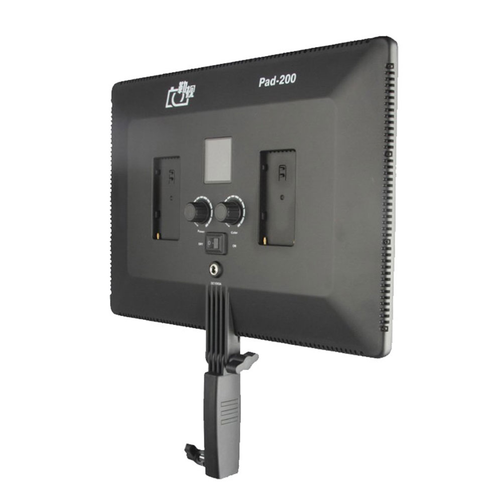 نور ثابت گلدن ایگل Golden eagle pad-200