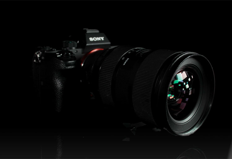 Sony FX30 II Sony FX30 R Sony ZV-E1 II دوربینهای جدید سونی در زمینه سیاه
