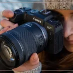 نقد و بررسی دوربین کانن RP و دوربین در دست عکاس